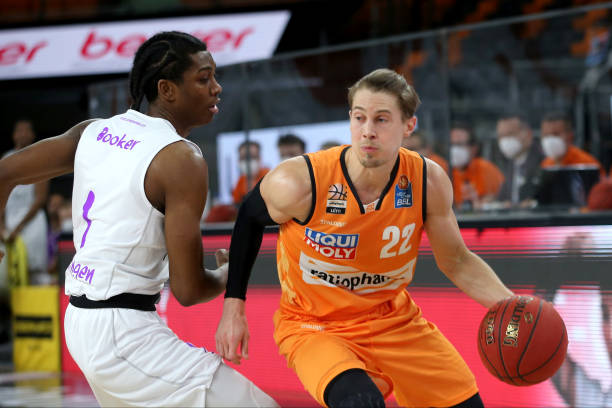 产生了新的 产生了新的