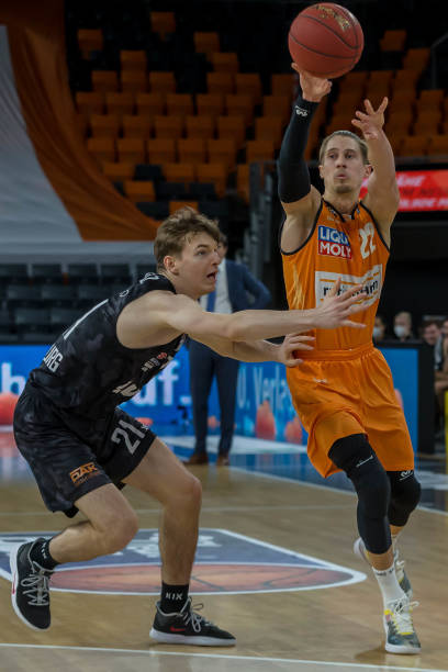 方向的新变 方向的新变