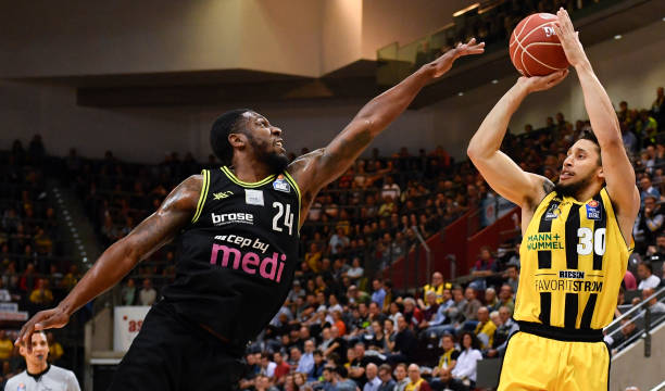 刻苦训练和 刻苦训练和